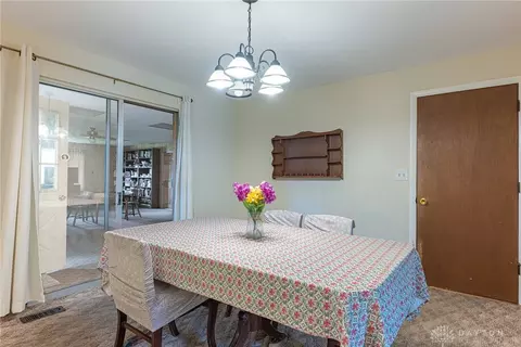 4709 Briar Knoll Dr, Kettering, OH 45429 photo 8