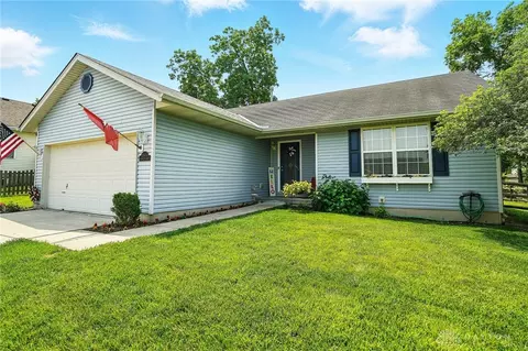 2073 Granny Smith Ln, Middletown, OH 45044