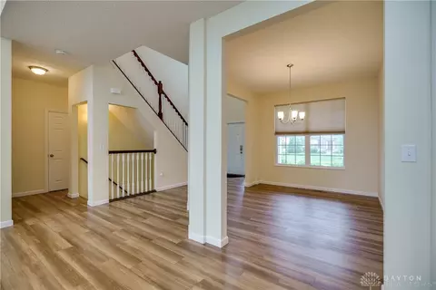 Entry Way - 10139 Kindle Dr, Washington Township, OH 45458 photo 2 of 6