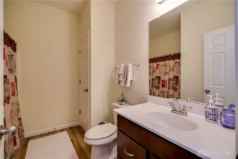 Bath - 10139 Kindle Dr, Washington Township, OH 45458 photo 1 of 8
