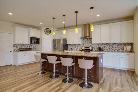 Kitchen - 10139 Kindle Dr, Washington Township, OH 45458 photo 1 of 6