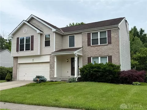 1529 Creekside Rd, Amelia, OH 45102