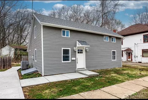 113 N 1st St, Trenton, OH 45067