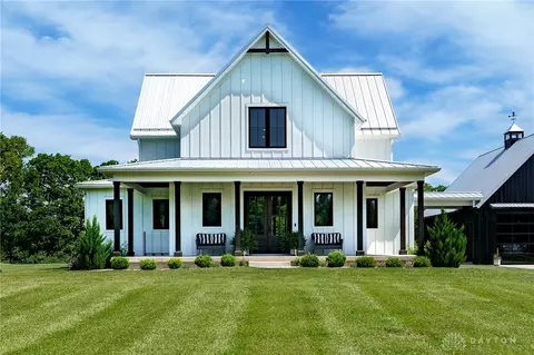 5146 Chenoweth Rd, Waynesville, OH 45068