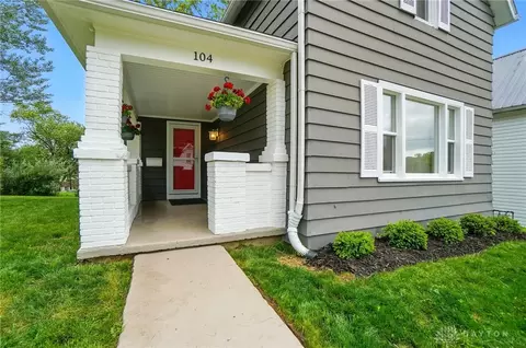 Exterior - 104 S Pomeroy Ave, Sidney, OH 45365 photo 4 of 15