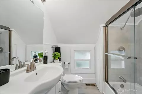 Bath - 104 S Pomeroy Ave, Sidney, OH 45365 photo 1 of 3