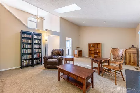 9452 Sugar Bend Trl, Centerville, OH 45458 photo 6
