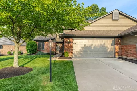 9452 Sugar Bend Trl, Centerville, OH 45458
