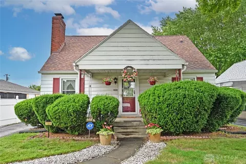 1064 Wilmington Ave, Dayton, OH 45420