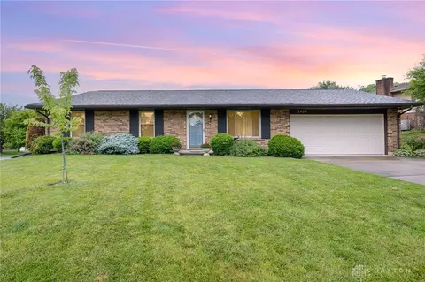 2409 King Richard Pkwy, Miamisburg, OH 45342