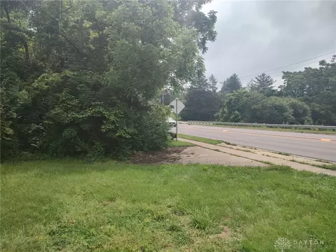 551 E 2nd St, Franklin, OH 45005