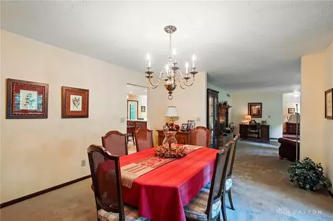 Dining - 601 Hornwood Dr, Springfield, OH 45504 photo 2 of 2
