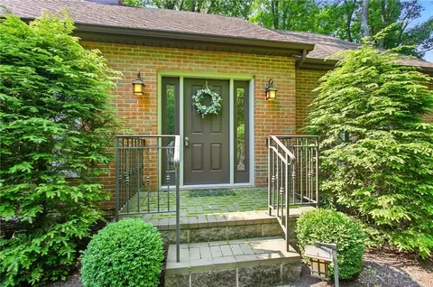 Exterior - 601 Hornwood Dr, Springfield, OH 45504 photo 5 of 15