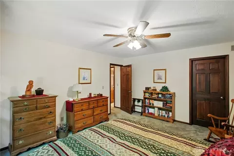 Bedroom - 601 Hornwood Dr, Springfield, OH 45504 photo 5 of 9