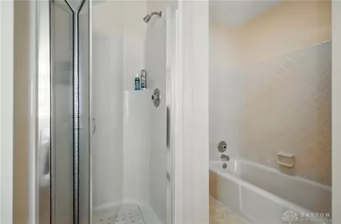 Bath - 601 Hornwood Dr, Springfield, OH 45504 photo 6 of 6