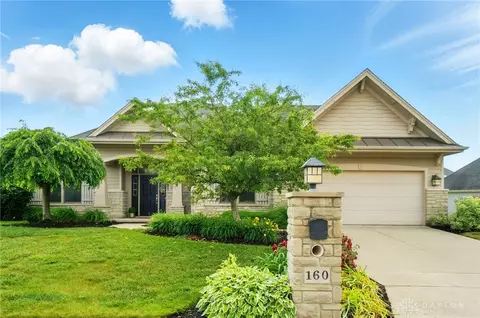 160 Harbour Dr, Springboro, OH 45066