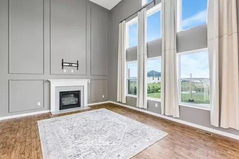 912 Morgan Dr, Monroe, OH 45050 photo 2