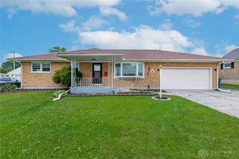 5249 Stoneridge Dr, Springfield, OH 45503 photo 2