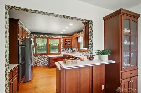Kitchen - 2590 Ross Ln, Springfield, OH 45502 photo 1 of 6
