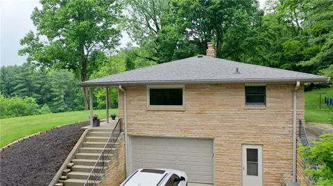 Exterior - 2590 Ross Ln, Springfield, OH 45502 photo 21 of 25