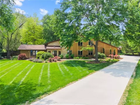 255 Belle Watlin Ct, Dayton, OH 45434