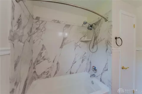 Bath - 5224 Hughes Ct, Springfield, OH 45503 photo 2 of 3