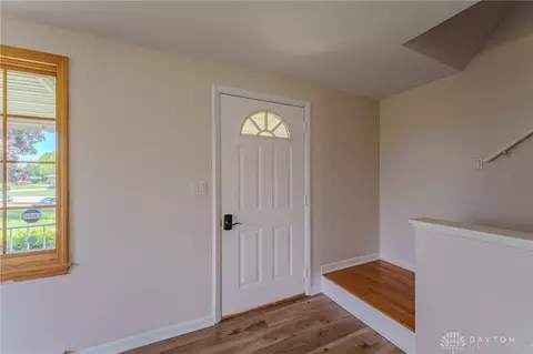Entry Way - 5224 Hughes Ct, Springfield, OH 45503 photo 1 of 5
