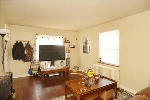 Living - 62 Gorman Ln, Reading, OH 45215 photo 3 of 4