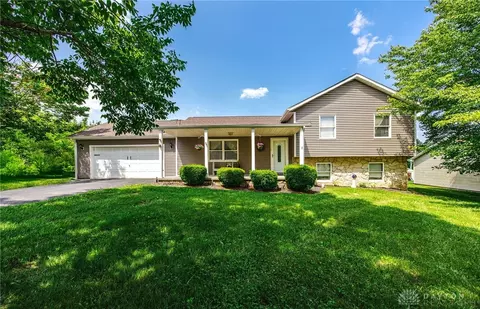 55 Kastrup Dr, Eaton, OH 45320