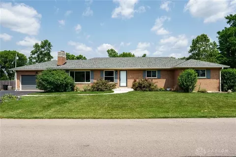 2875 Fernside Ct, Dayton, OH 45414
