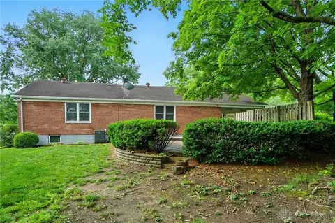 Exterior - 5752 E Decker Rd, Franklin, OH 45005 photo 5 of 16