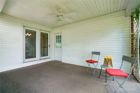 Exterior - 5752 E Decker Rd, Franklin, OH 45005 photo 7 of 16