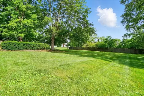 Exterior - 5752 E Decker Rd, Franklin, OH 45005 photo 13 of 16