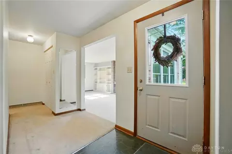 Entry Way - 5752 E Decker Rd, Franklin, OH 45005 photo 1 of 2