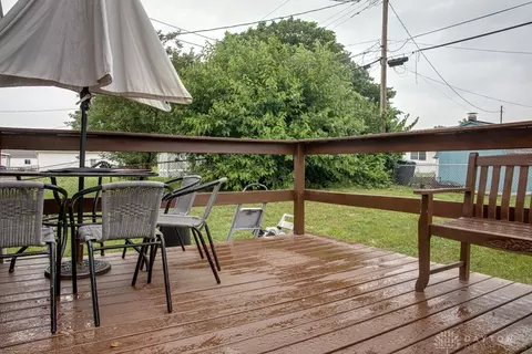 Exterior - 6 Dayspring Dr, Hamilton, OH 45015 photo 4 of 6