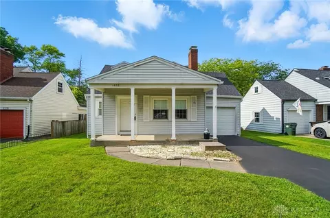 1437 Abingdon Rd, Kettering, OH 45409