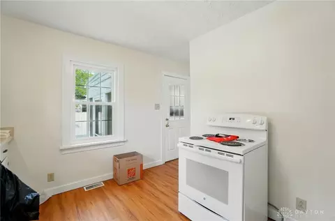 1437 Abingdon Rd, Kettering, OH 45409 photo 8