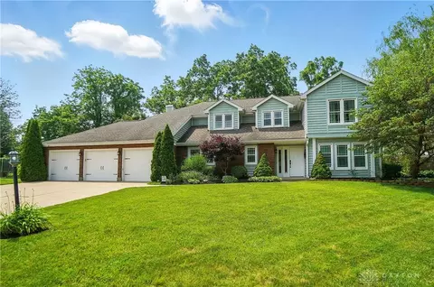 575 Foliage Ln, Springboro, OH 45066