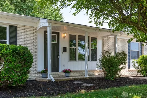 390 Washington Ave, Wilmington, OH 45177