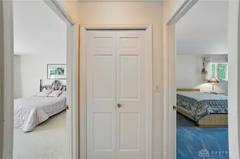 Entry Way - 744 Murrell Dr, Kettering, OH 45429 photo 13 of 16