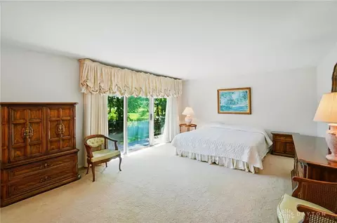 Bedroom - 744 Murrell Dr, Kettering, OH 45429 photo 1 of 11