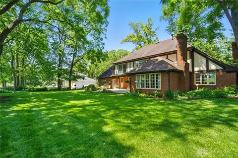 Exterior - 744 Murrell Dr, Kettering, OH 45429 photo 3 of 9