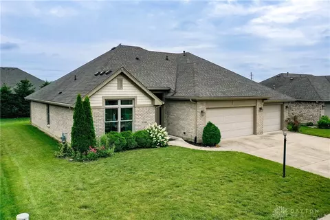 6566 Rising Sun Ct, Waynesville, OH 45068