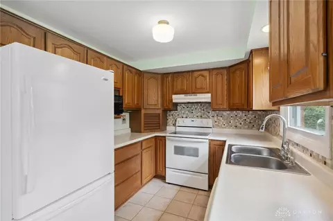 15 Gracewood Dr, Centerville, OH 45458 photo 17