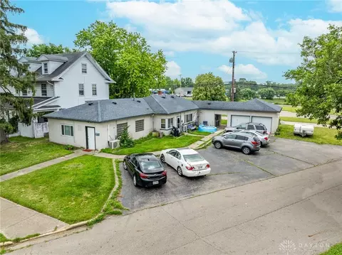 2432 Blanchard Ave, Moraine, OH 45439