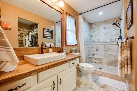 Bath - 4459 Thornview Dr, Morrow, OH 45152 photo 2 of 3