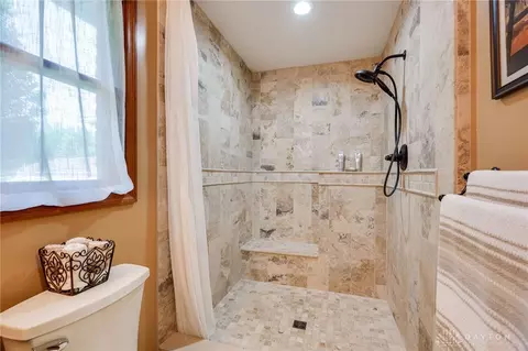 Bath - 4459 Thornview Dr, Morrow, OH 45152 photo 3 of 3