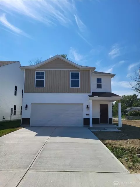 1015 N South St, Wilmington, OH 45177