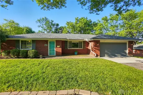 320 Witherby Dr, Kettering, OH 45429 photo 4