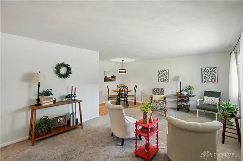 320 Witherby Dr, Kettering, OH 45429 photo 6